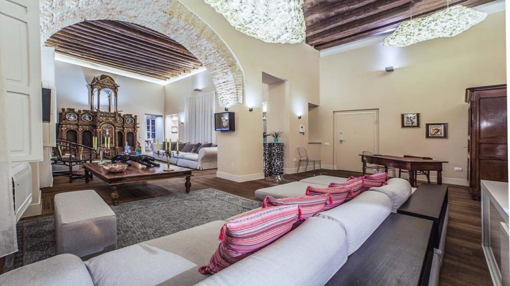 Il Regio Boutique Hotel Каляри Екстериор снимка
