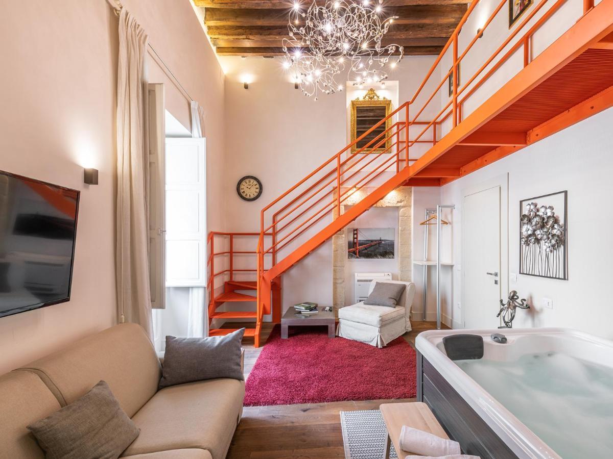 Il Regio Boutique Hotel Каляри Екстериор снимка