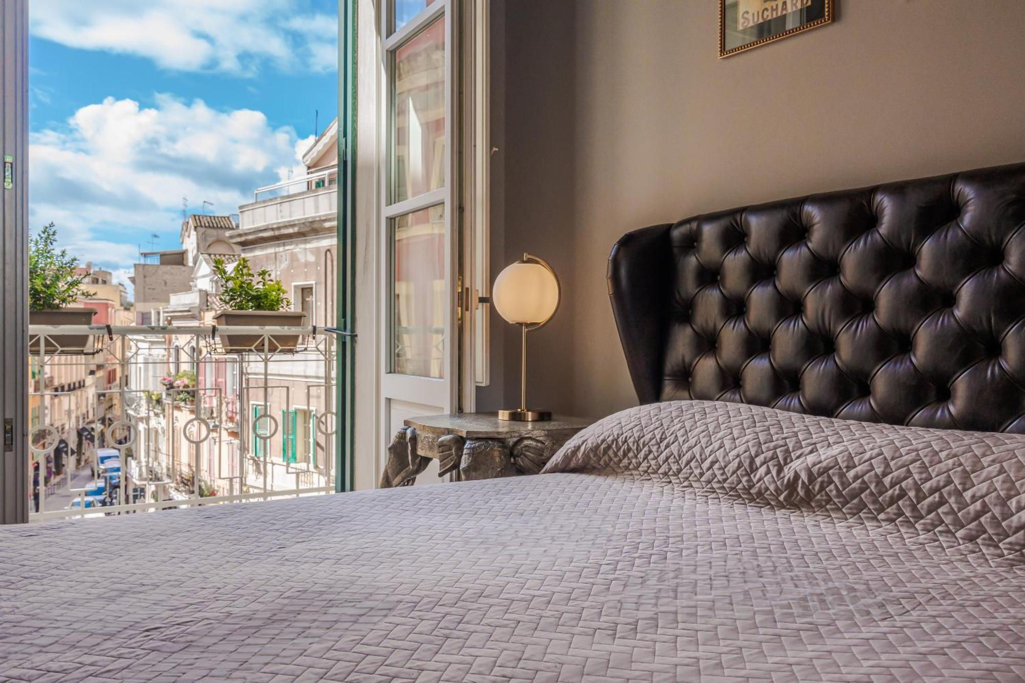 Il Regio Boutique Hotel Каляри Екстериор снимка