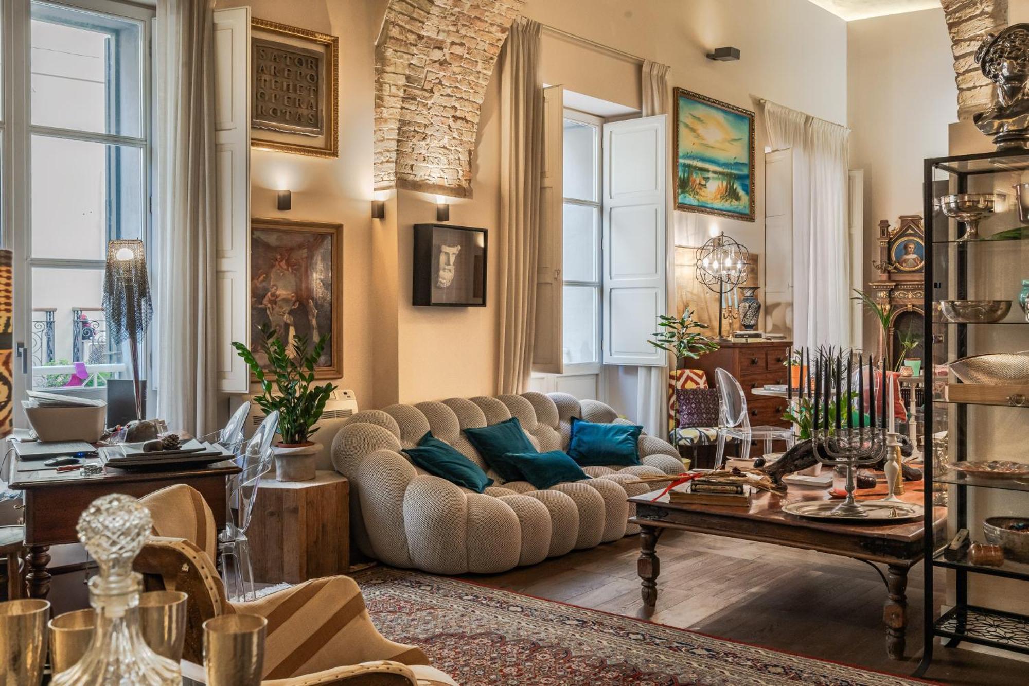 Il Regio Boutique Hotel Каляри Екстериор снимка