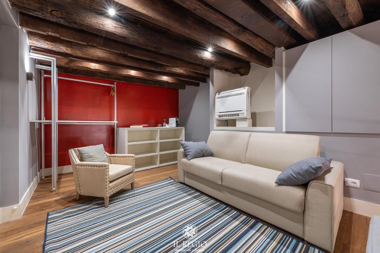 Il Regio Boutique Hotel Каляри Екстериор снимка